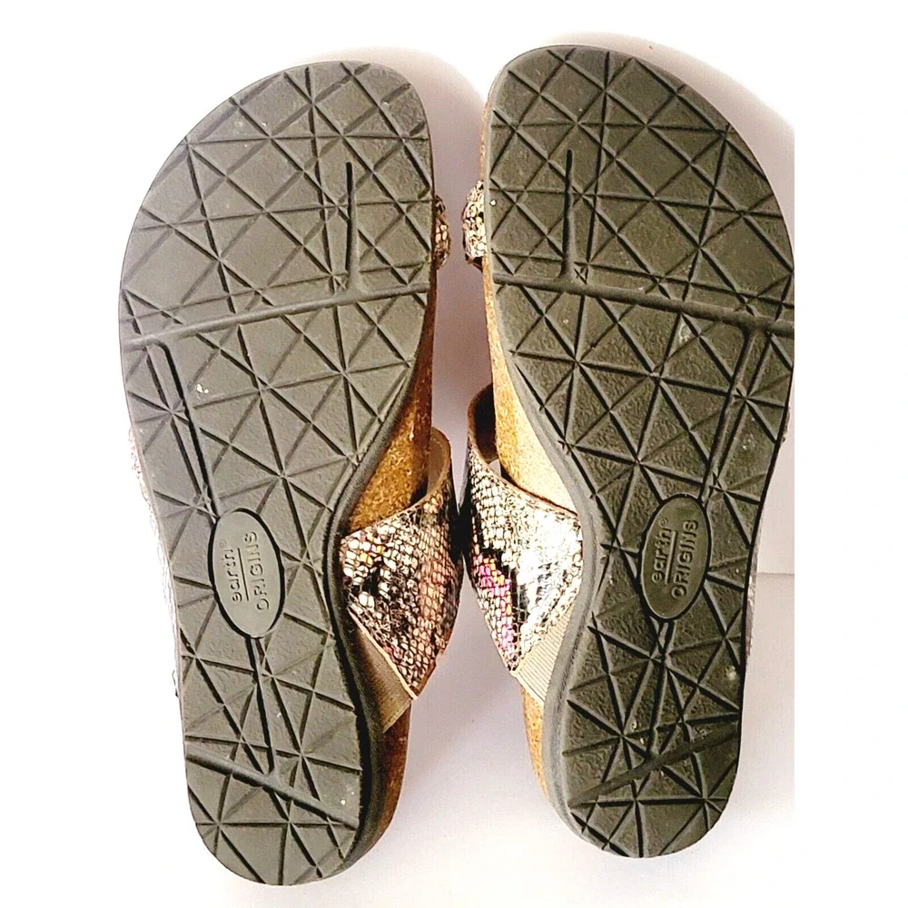 Earth Origins Animal Print Comfort Sandals Toe Loop Size 7